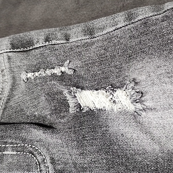 Shein jeans - Picture 2 of 8